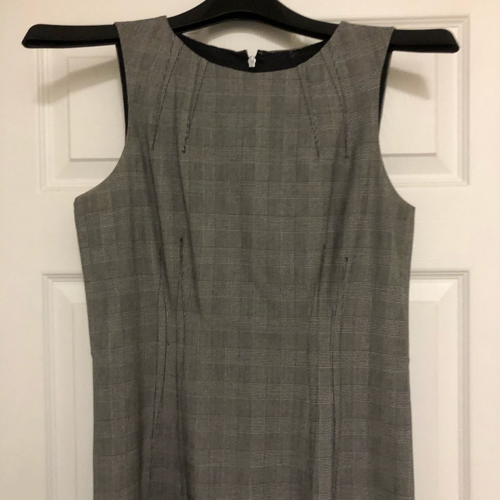 Michael Kors Fitted Grey/Black plaid sheath dress